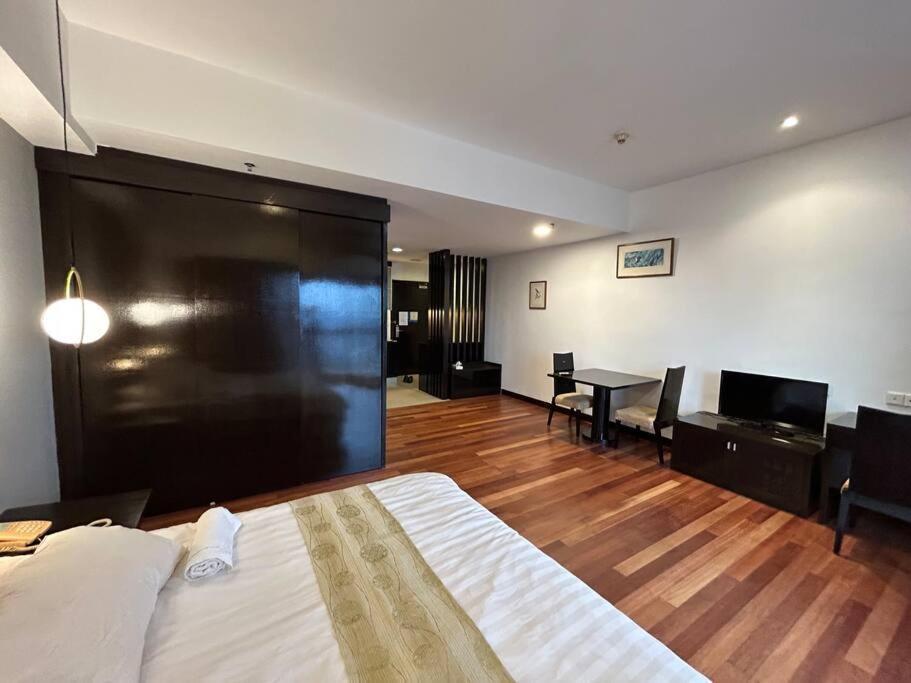 New-Sunwaylagoonfamilysuite-Highest Floor-2-4Pax-Netflix-Balcony-Superfastinternet 페탈링자야 외부 사진